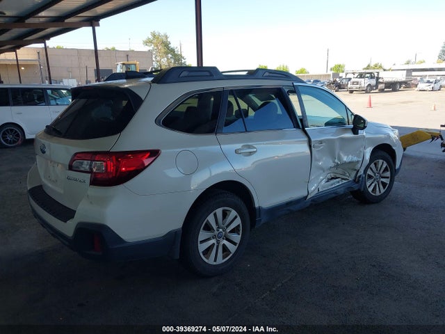 Subaru Outback 2.5i Premium 2018 4S4BSACC3J3316731 Image 4