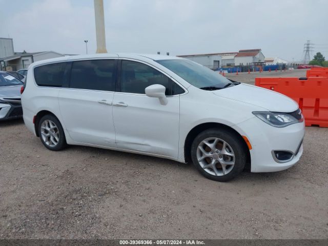 2C4RC1FG2KR507872 Chrysler Pacifica Touring Plus