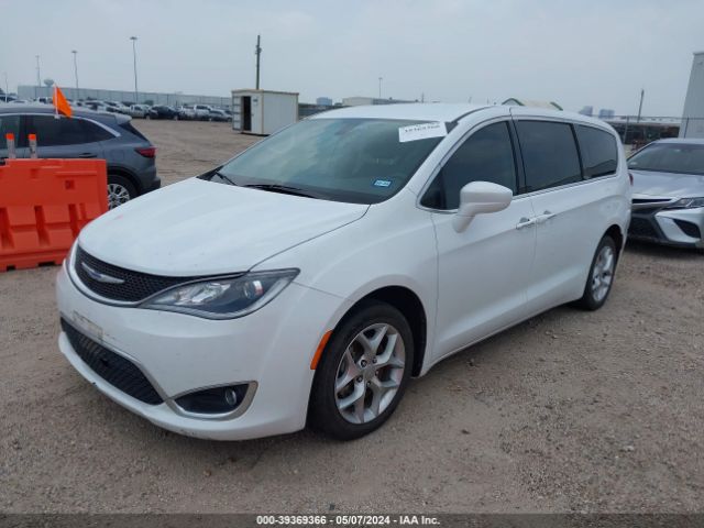 2C4RC1FG2KR507872 Chrysler Pacifica Touring Plus