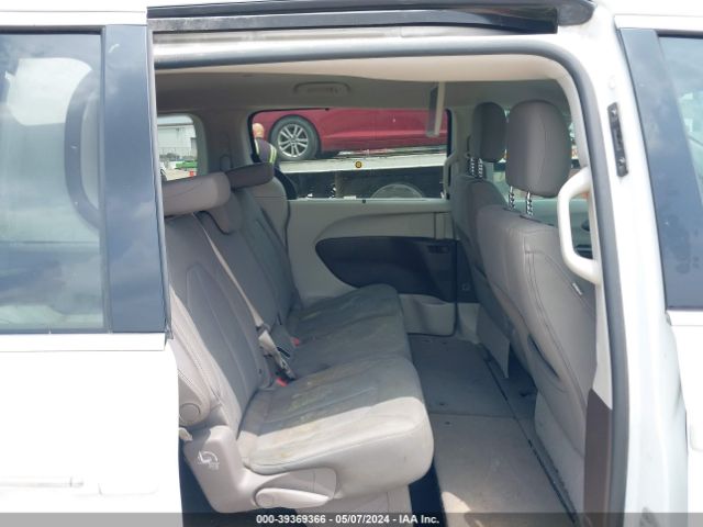 2C4RC1FG2KR507872 Chrysler Pacifica Touring Plus