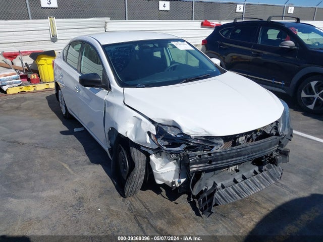 2018 3N1AB7AP5JY332867 main image