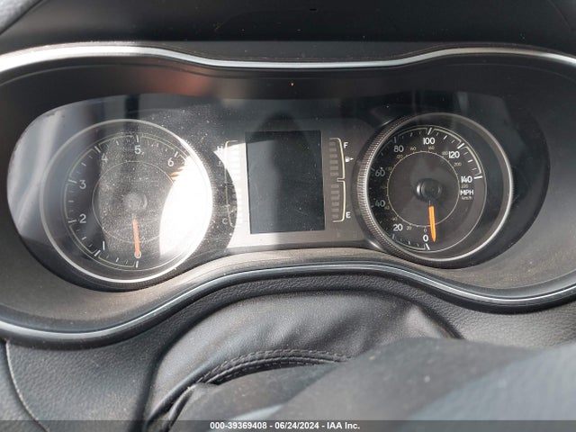 Jeep Cherokee Latitude Plus 4x4 2019 1C4PJMLBXKD198906 Image 15