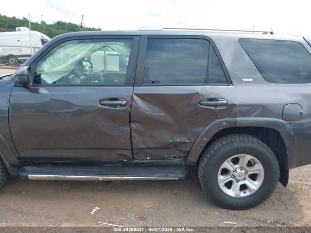 Toyota 4RUNNER SR5 2018 JTEZU5JR6J5182891 Image 6