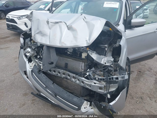 1FMCU0GX6GUC41452 Ford ESCAPE SE
