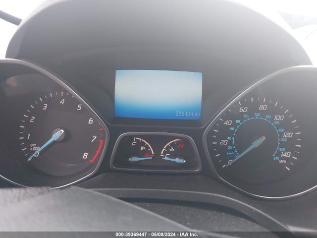 1FMCU0GX6GUC41452 Ford ESCAPE SE