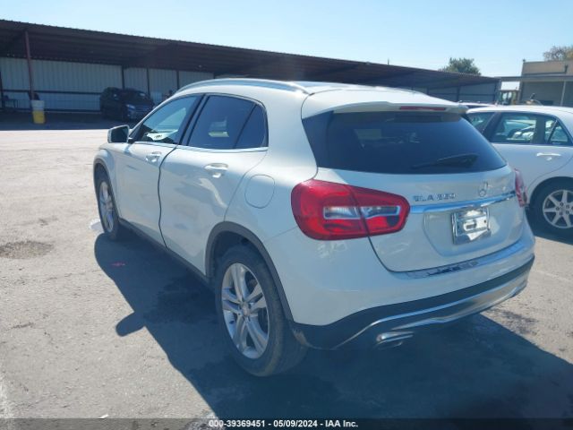 2016 MERCEDES-BENZ GLA 250 WDCTG4EB5GJ204608 Photo 2