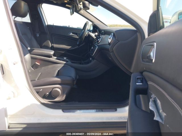 2016 MERCEDES-BENZ GLA 250 WDCTG4EB5GJ204608 Photo 4