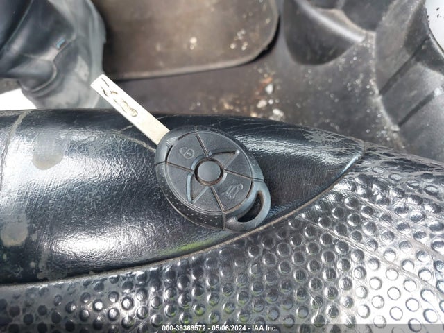 2003 MINI COOPER WMWRC33493TC41864 Photo 10