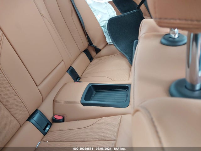 BMW 230 I Xdrive 2024 3MW33CM08R8E22906 Image 8