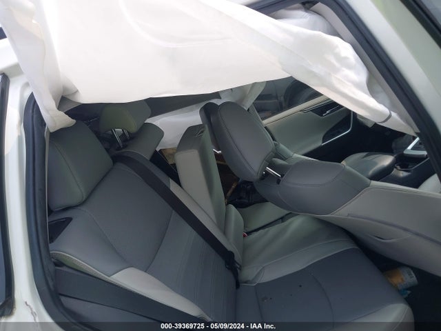 Toyota Rav4 Limited 2019 JTMN1RFV4KD517517 Image 8