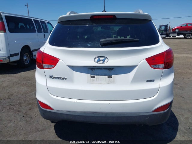 Hyundai TUCSON SE 2015 KM8JUCAG1FU096997 Image 16