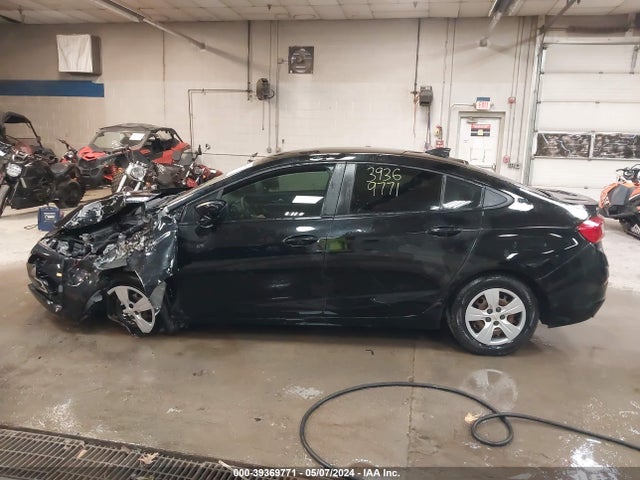 Chevrolet Cruze Ls Auto 2018 1G1BC5SM1J7176019 Image 14