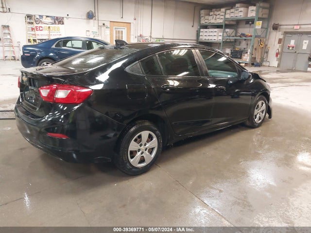 Chevrolet Cruze Ls Auto 2018 1G1BC5SM1J7176019 Image 4