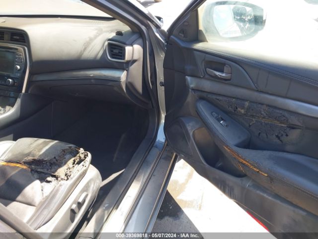 1N4AA6AV8KC376421 Nissan Maxima 3.5 Sl