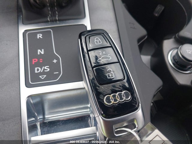 WAUL2BF27RN032680 Audi A6 Premium Plus 55 Tfsi Quattro S Tronic