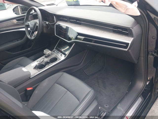 WAUL2BF27RN032680 Audi A6 Premium Plus 55 Tfsi Quattro S Tronic