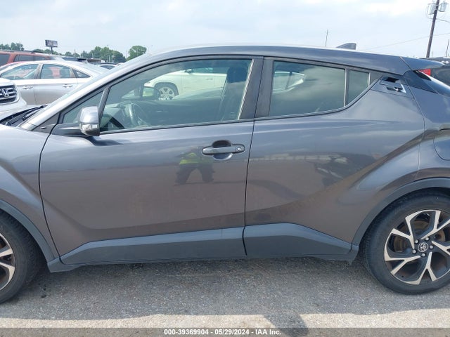 Toyota C-HR XLE 2018 JTNKHMBX1J1007095 Image 14