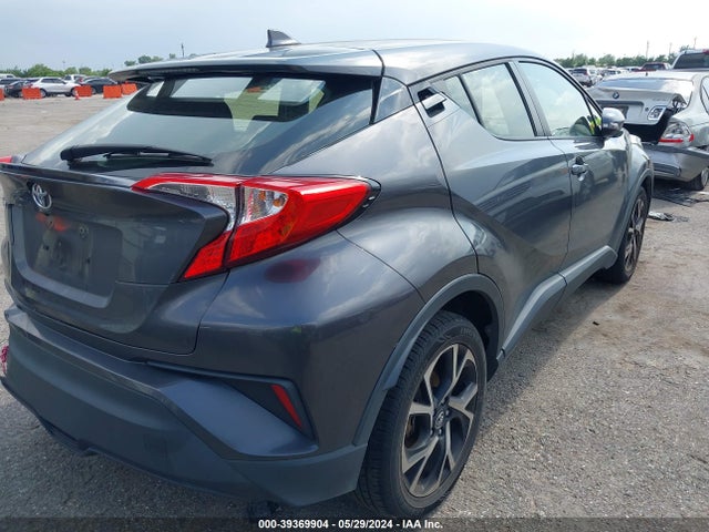Toyota C-HR XLE 2018 JTNKHMBX1J1007095 Image 4