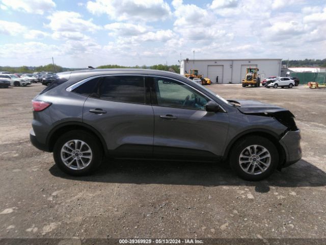 1FMCU9G67MUB07329 Ford ESCAPE SE