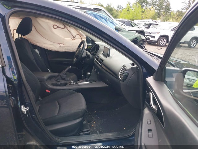Mazda Mazda3 I Touring 2015 3MZBM1V79FM139507 Image 5