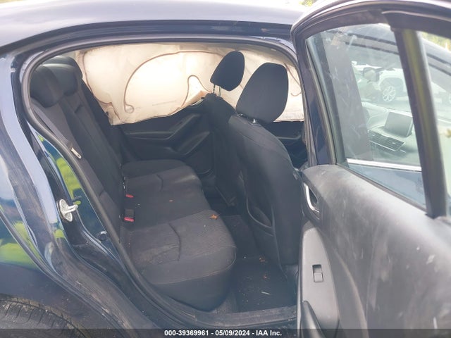 Mazda Mazda3 I Touring 2015 3MZBM1V79FM139507 Image 8