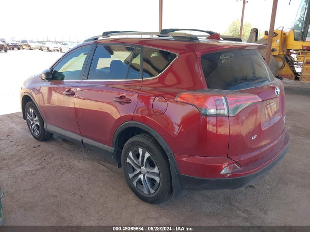 Toyota RAV4 LE 2018 2T3BFREV3JW857930 Image 3