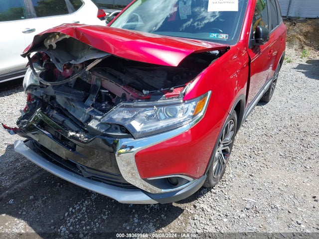 JA4AZ2A35HZ069749 Mitsubishi Outlander Es