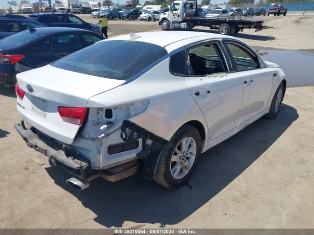 KIA Optima Lx 2016 5XXGT4L31GG055875 Image 4