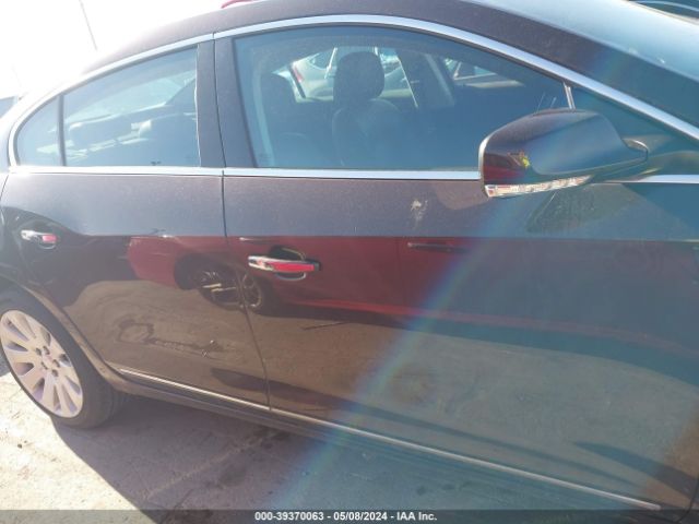 1G4GC5G32GF164114 Buick Lacrosse Leather