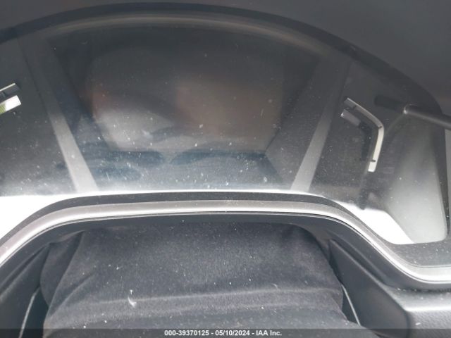 JHLRW2H91KX013597 Honda Cr-v Touring
