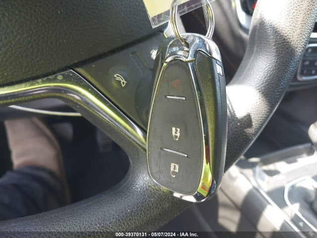 Chevrolet Traverse Ls 2019 1GNERFKW2KJ146825 Image 11