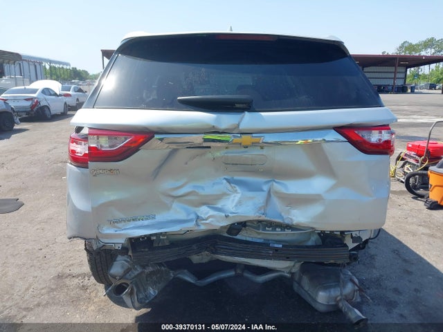 Chevrolet Traverse Ls 2019 1GNERFKW2KJ146825 Image 6