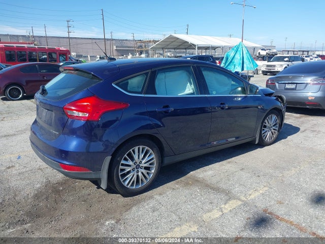 Ford Focus Titanium 2016 1FADP3N26GL396071 Image 4