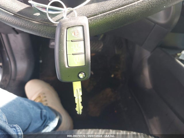 Nissan ROGUE S 2018 KNMAT2MT6JP621232 Image 11