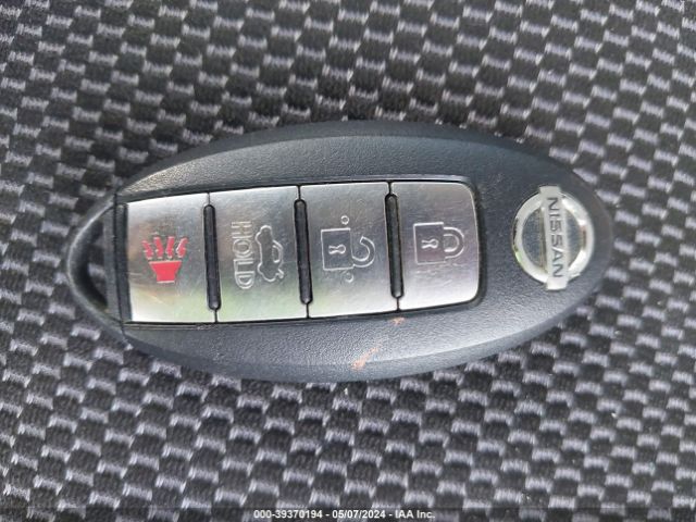 3N1CN7APXFL803240 Nissan Versa 1.6 Sl