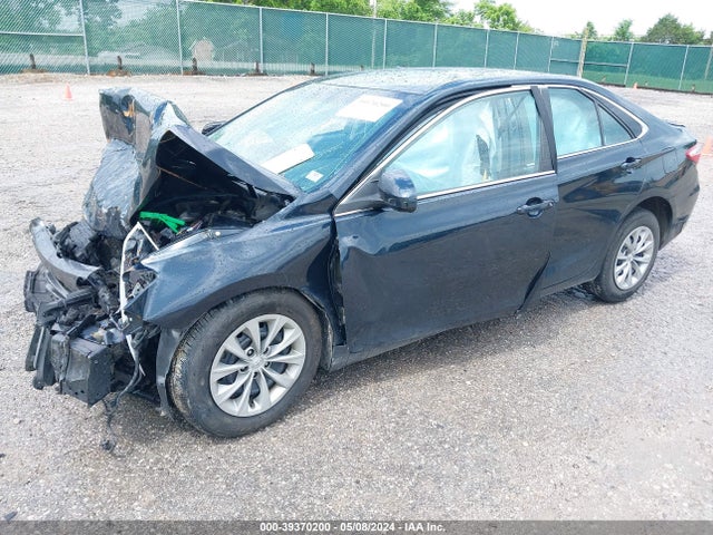 Toyota CAMRY LE 2017 4T1BF1FK2HU382666 Image 2