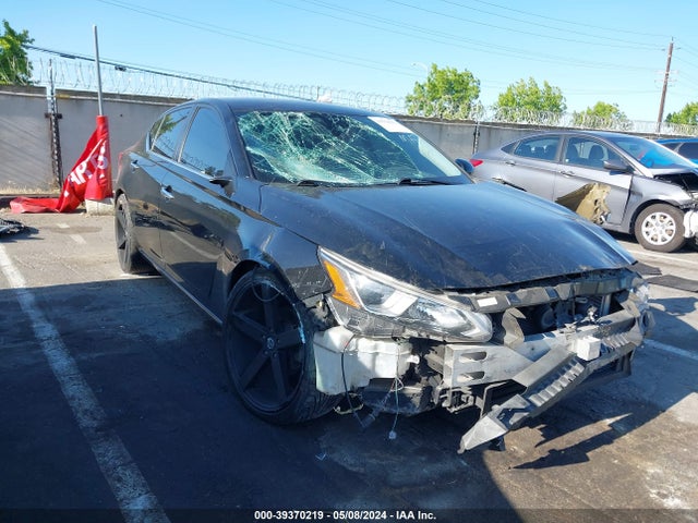 2020 1N4BL4BV6LN317097 main image