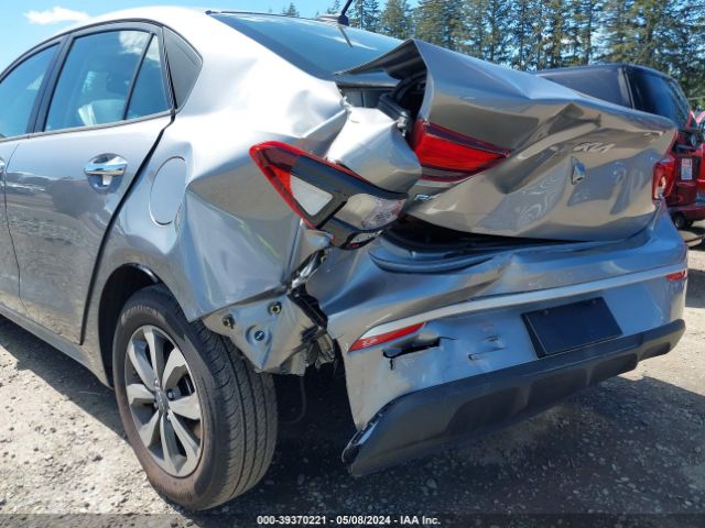 3KPA24AD8PE585516 KIA RIO S