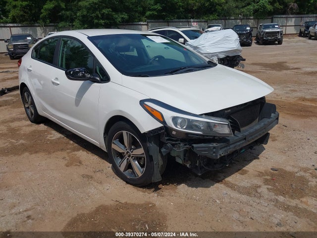 KIA FORTE LX 2018 3KPFL4A74JE179950 Image 1