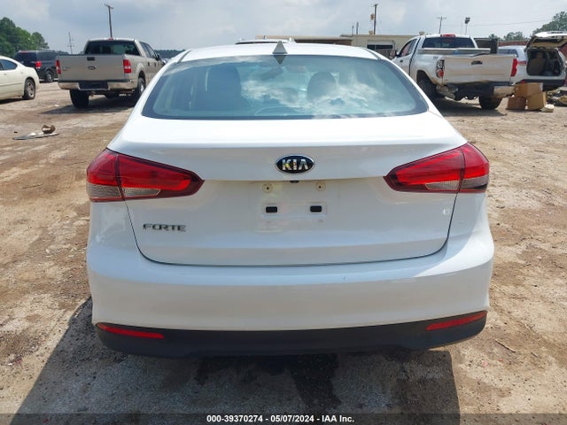 KIA FORTE LX 2018 3KPFL4A74JE179950 Image 17