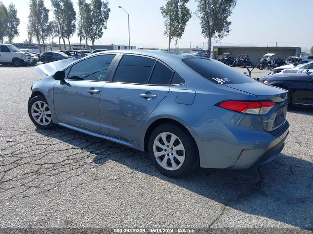 Toyota COROLLA LE 2021 5YFEPMAE3MP231425 Image 3