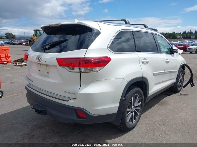 Toyota Highlander Xle 2019 5TDJZRFH6KS573643 Image 4