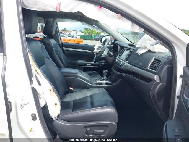 Toyota Highlander Xle 2019 5TDJZRFH6KS573643 Image 5