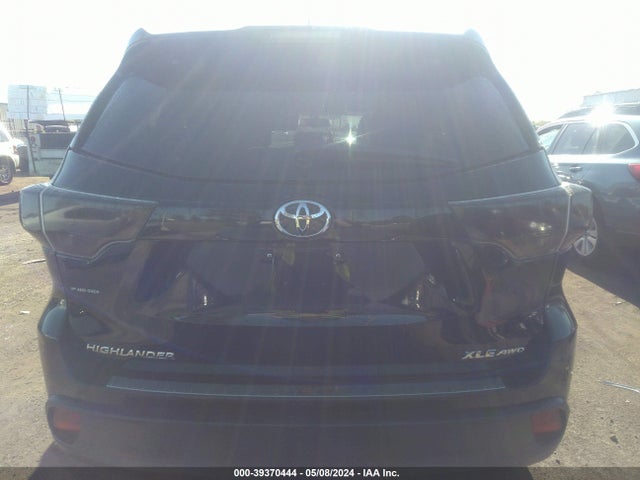Toyota Highlander Xle V6 2016 5TDJKRFH2GS253621 Image 16
