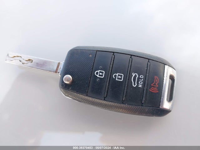 KIA Optima Lx 2018 5XXGT4L33JG195790 Image 11