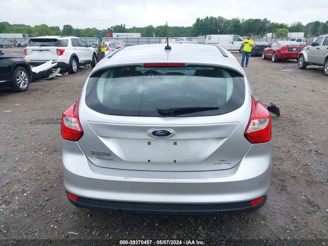 Ford FOCUS SE 2014 1FADP3K26EL263733 Image 16