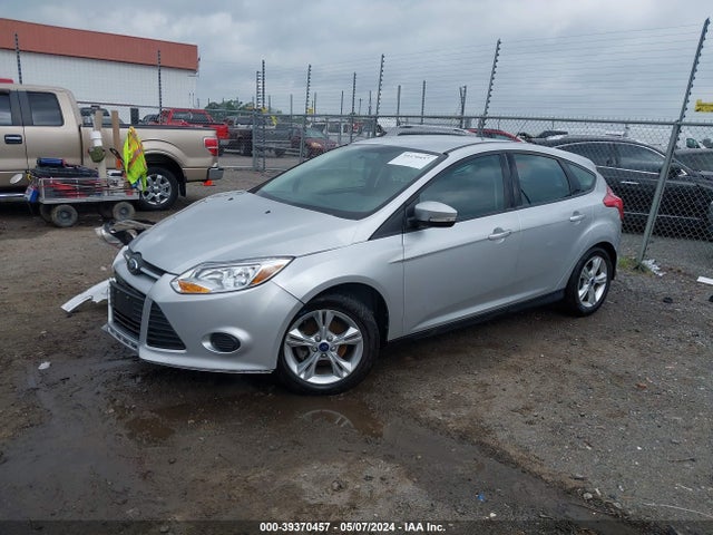 Ford FOCUS SE 2014 1FADP3K26EL263733 Image 2