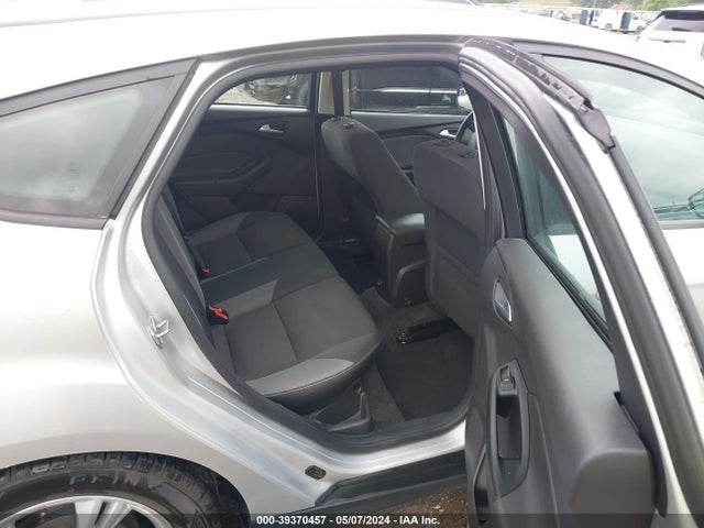 Ford FOCUS SE 2014 1FADP3K26EL263733 Image 8