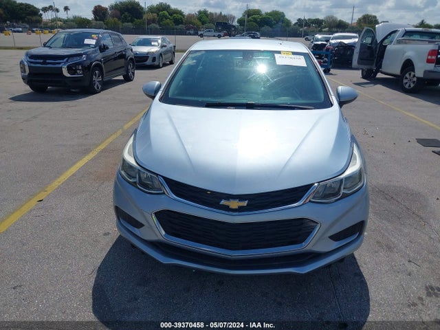 Chevrolet Cruze Ls Auto 2018 1G1BC5SM3J7122253 Image 12