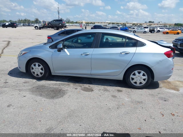 Chevrolet Cruze Ls Auto 2018 1G1BC5SM3J7122253 Image 14